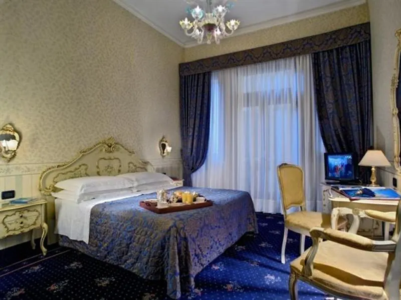 Hotel Montecarlo Venice 3*,  Italy