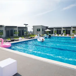 크리스마스 풀빌라 대한민국